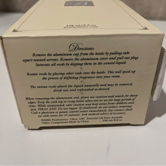 Bella Casa Lavender Room Fragrance Reed Diffuser - Picture 4 of 5